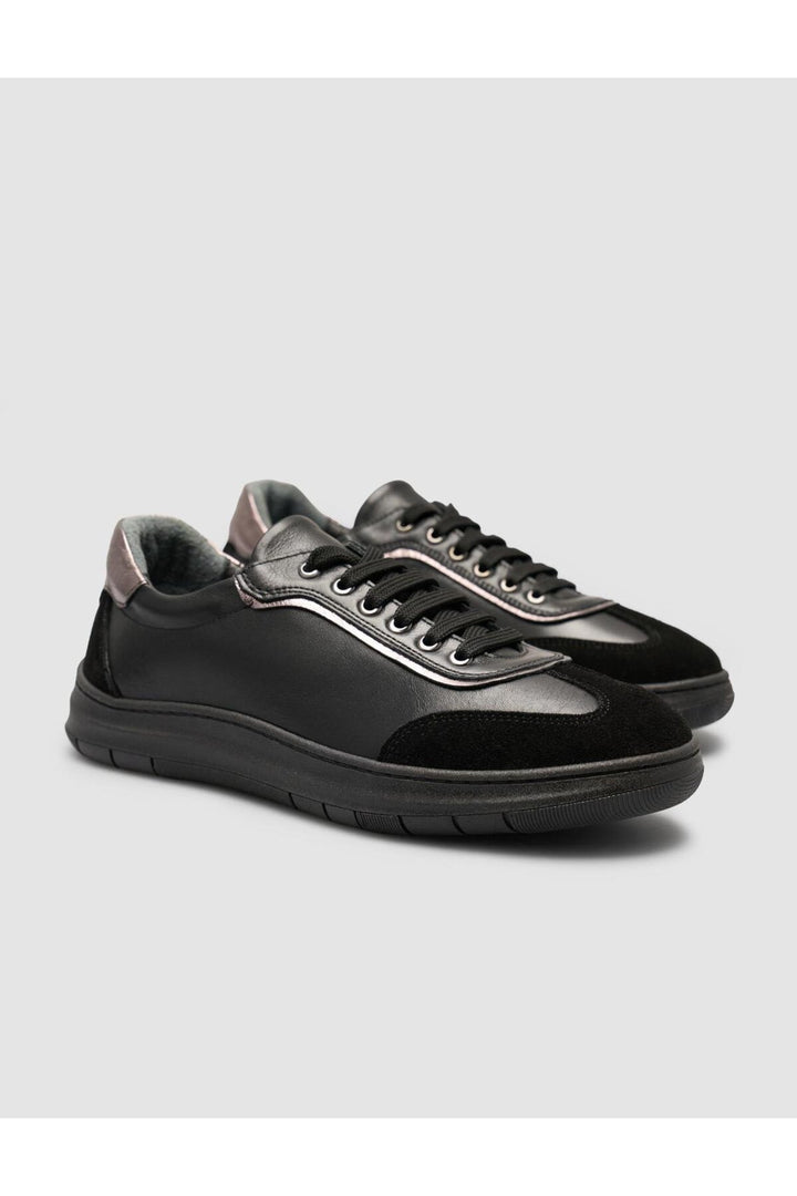 Cabani Shoes Chaussures pour femmes en cuir véritable mélangé en daim noir à 100% - Noir