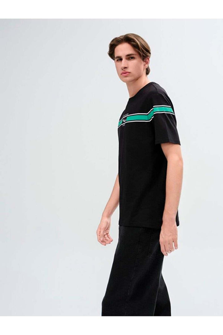 LTB T-shirt noir classique à manches courtes et col zéro avec imprimé pression