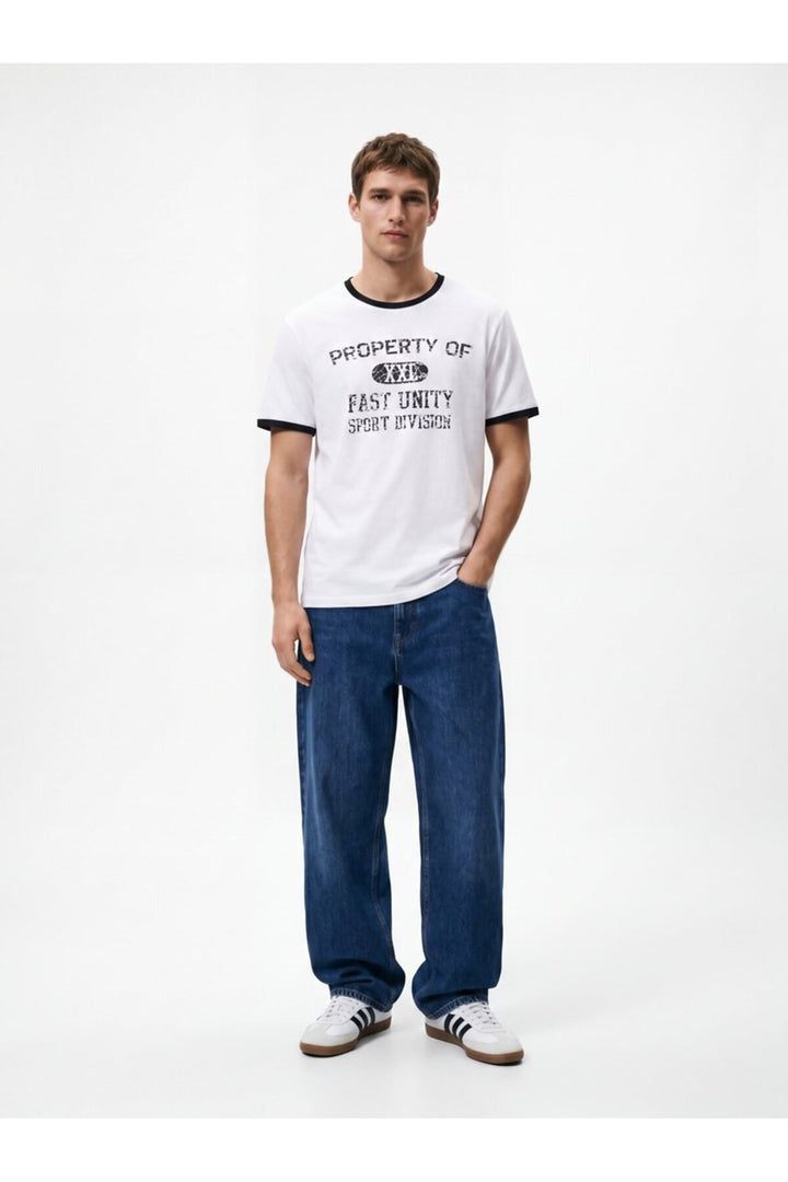 LTB T-shirt blanc à manches courtes avec imprimé Varsity et détails en biais, coupe décontractée. - Blanc