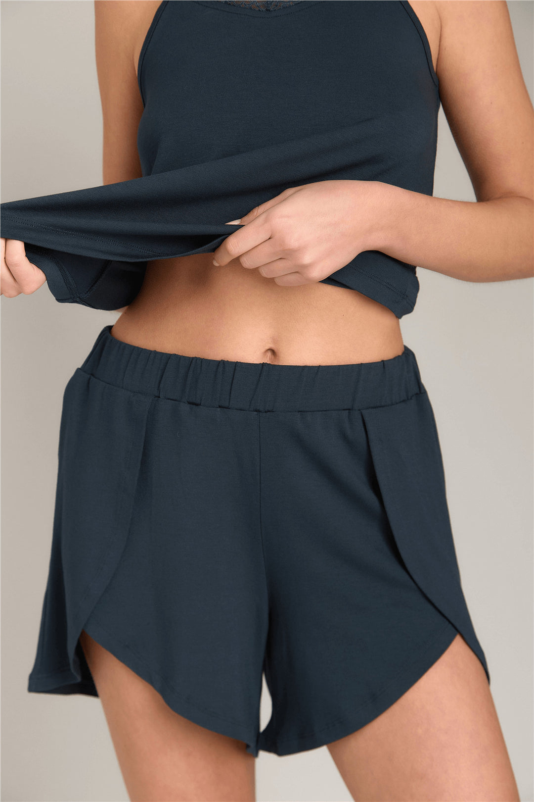 Lovely Things Short pyjama en tricot fendu ELLA - Bas - Anthracite