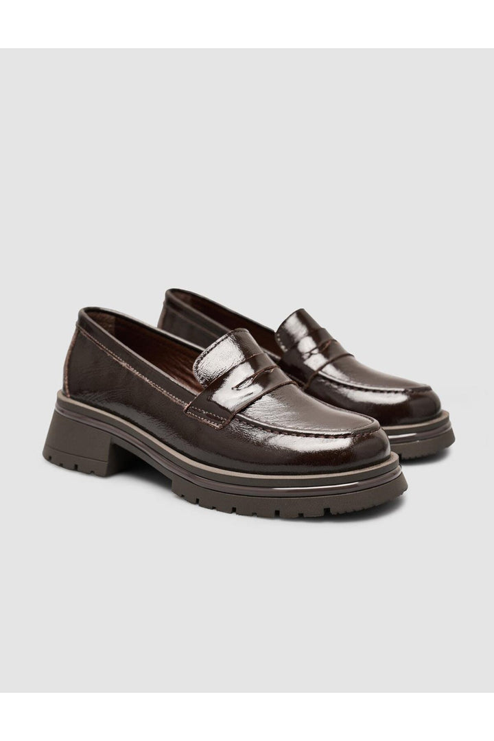 Cabani Shoes Chaussures Loafer Femme en Cuir Verni Marron - Marron