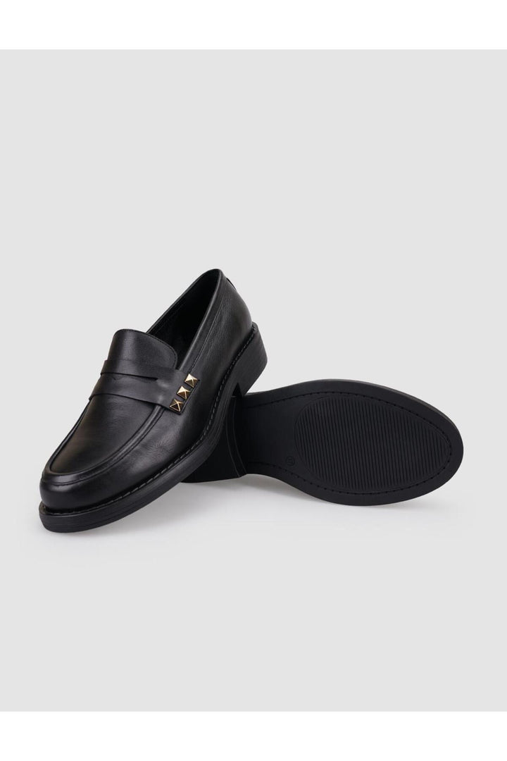 Cabani Shoes %100 Cuir véritable Mocassins femme noir avec détails cloutés - Noir