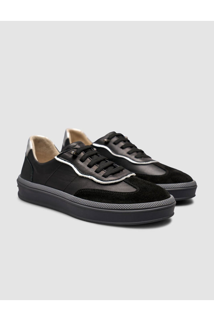 Cabani Shoes Baskets femme en cuir de veau véritable avec détails en suède noir - Multicolore