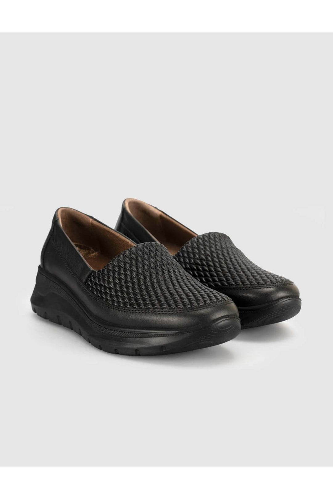 Cabani Shoes Chaussures pour femmes avec semelle orthopédique en cuir véritable et détails en tressé. - Multicolore