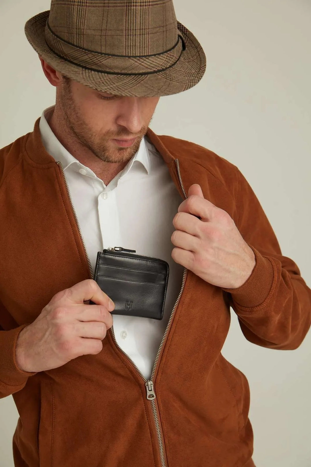 helmbrook Porte-cartes zippé en cuir véritable pour homme avec protection RFID Seward Black