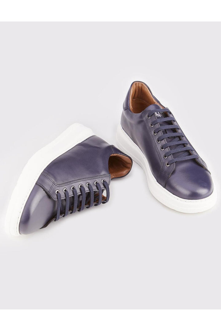 Cabani Shoes Chaussures de sport en cuir véritable bleu marine à lacets pour homme avec semelle blanche. - Bleu marine