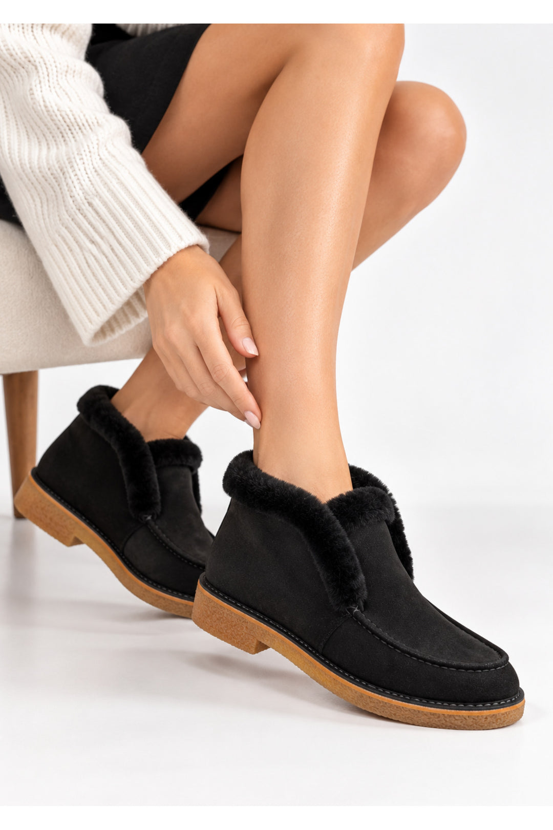 Wavelys GAYA Mocassins en cuir suédé véritable avec doublure en fourrure véritable, semelle en caoutchouc antidérapante, confortables et chauds. - Noir