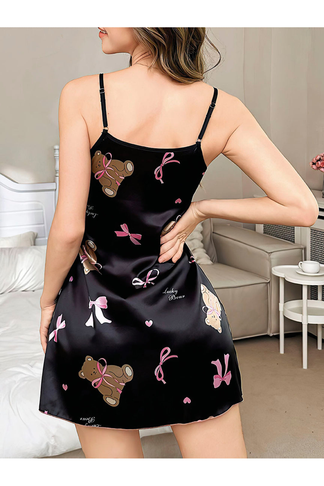 Velorastore Chemise de nuit fantaisie en satin à motifs