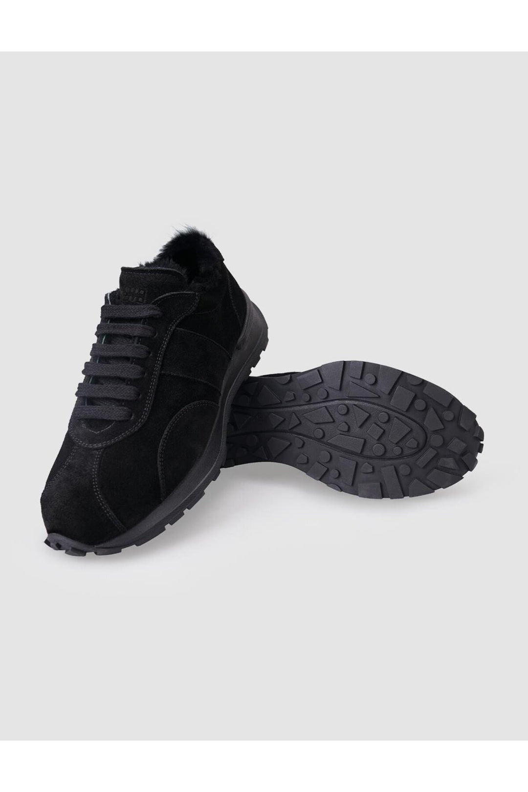 Cabani Shoes Baskets de sport pour femmes en cuir véritable noir en daim avec fourrure. - Noir
