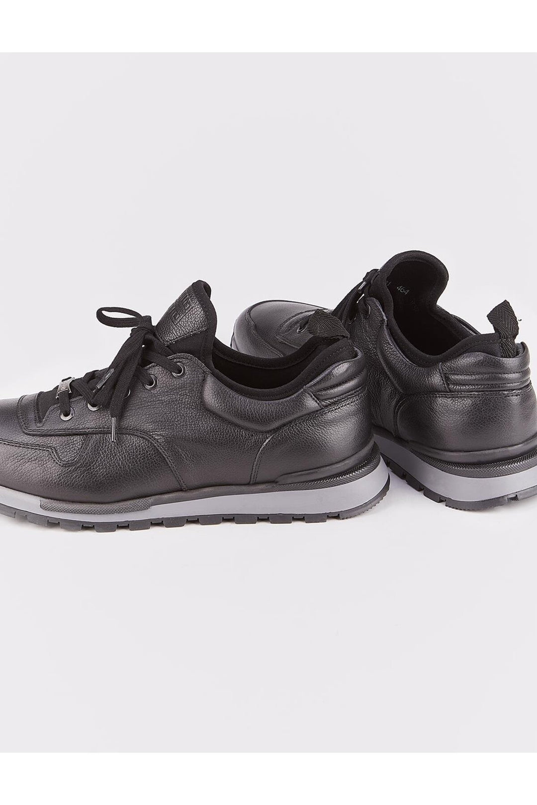 Cabani Shoes Chaussures de sport pour hommes en cuir véritable noir avec détails en stretch et lacets. - Noir