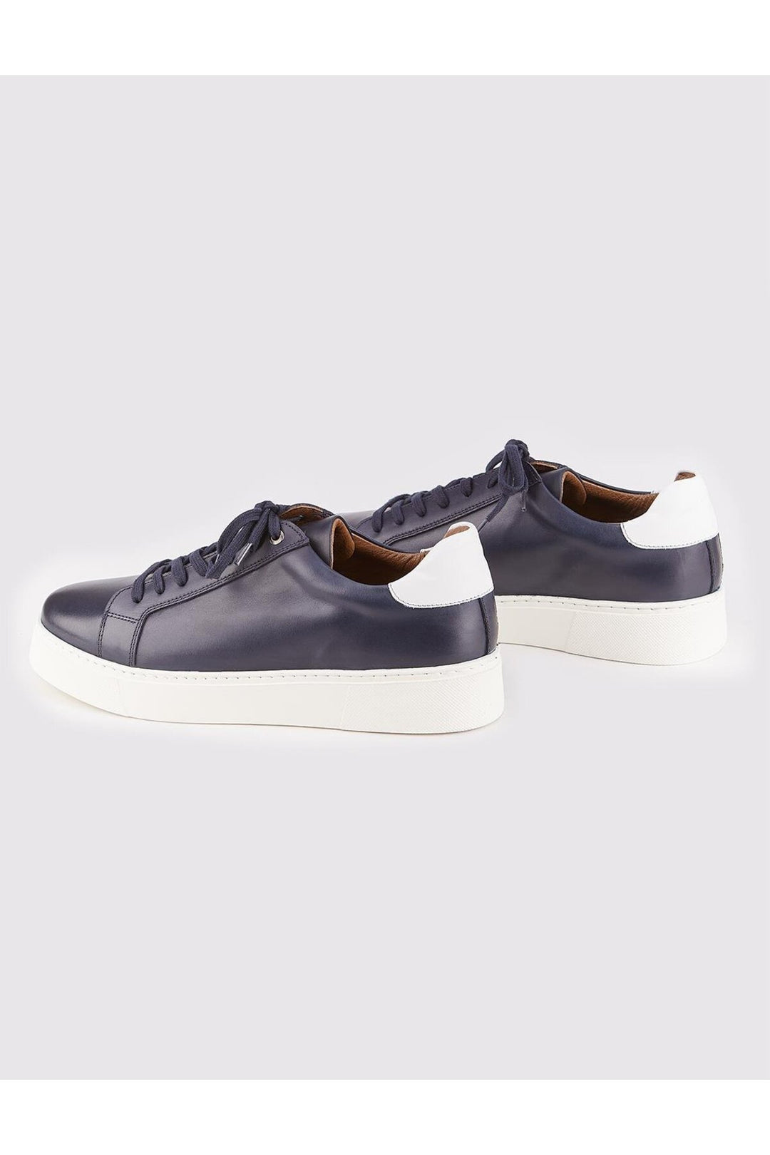 Cabani Shoes Chaussures de sport pour hommes en cuir véritable bleu marine à lacets avec détails de couture sur les côtés. - Bleu marine