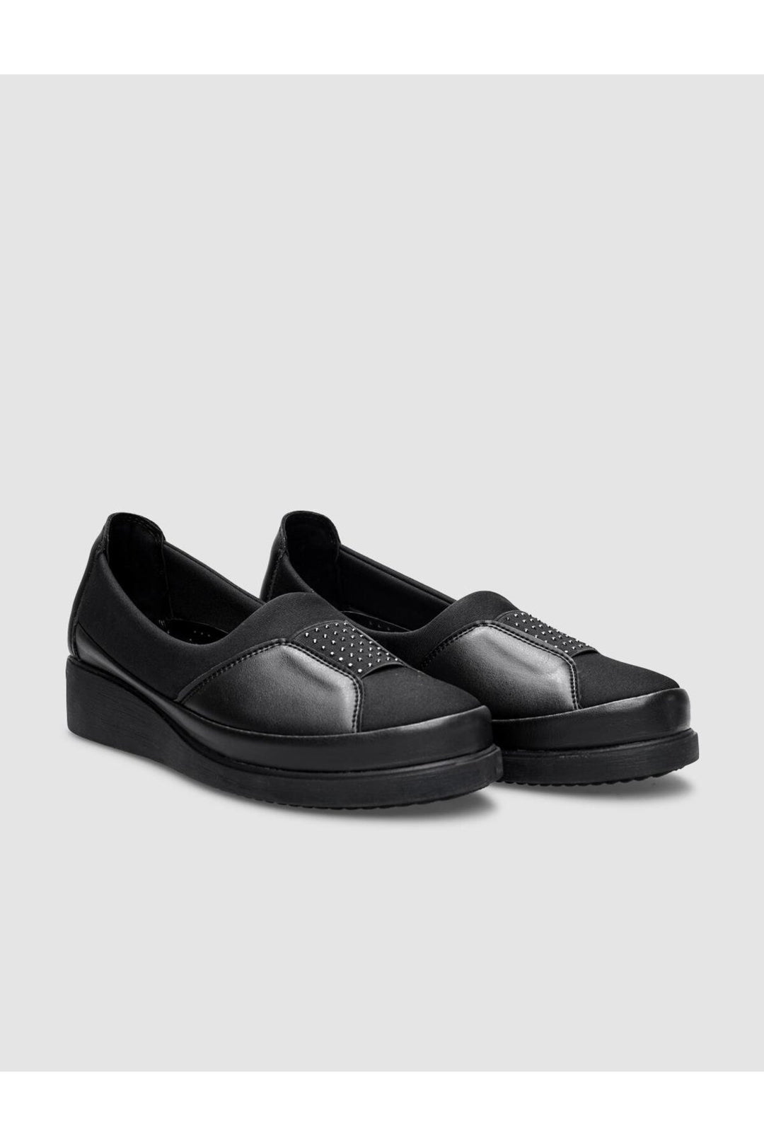 Cabani Shoes Chaussures confort femme avec détails en pierre noire - Noir