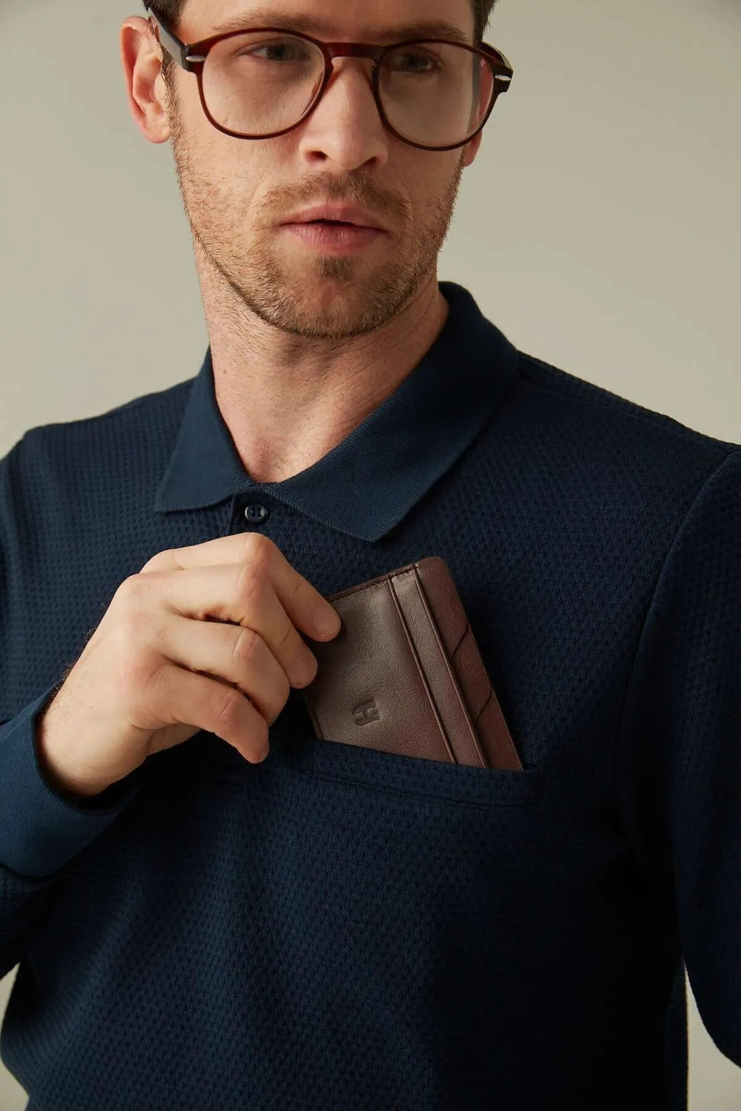 Helmbrook Porte-cartes mince en cuir véritable pour homme avec protection RFID Elton Coffee