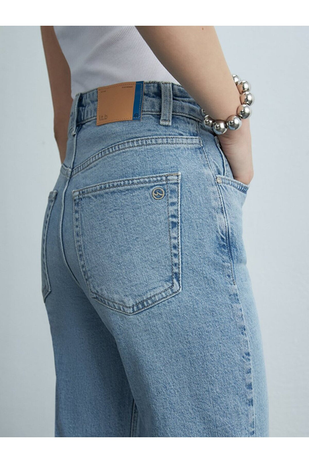 LTB Pantalon en jean coupe confortable avec jambes droites New Wanda