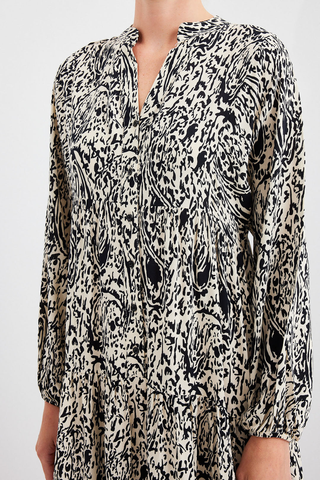 Bigdart Robe Modeste en Viscose Noire à Motifs 2423