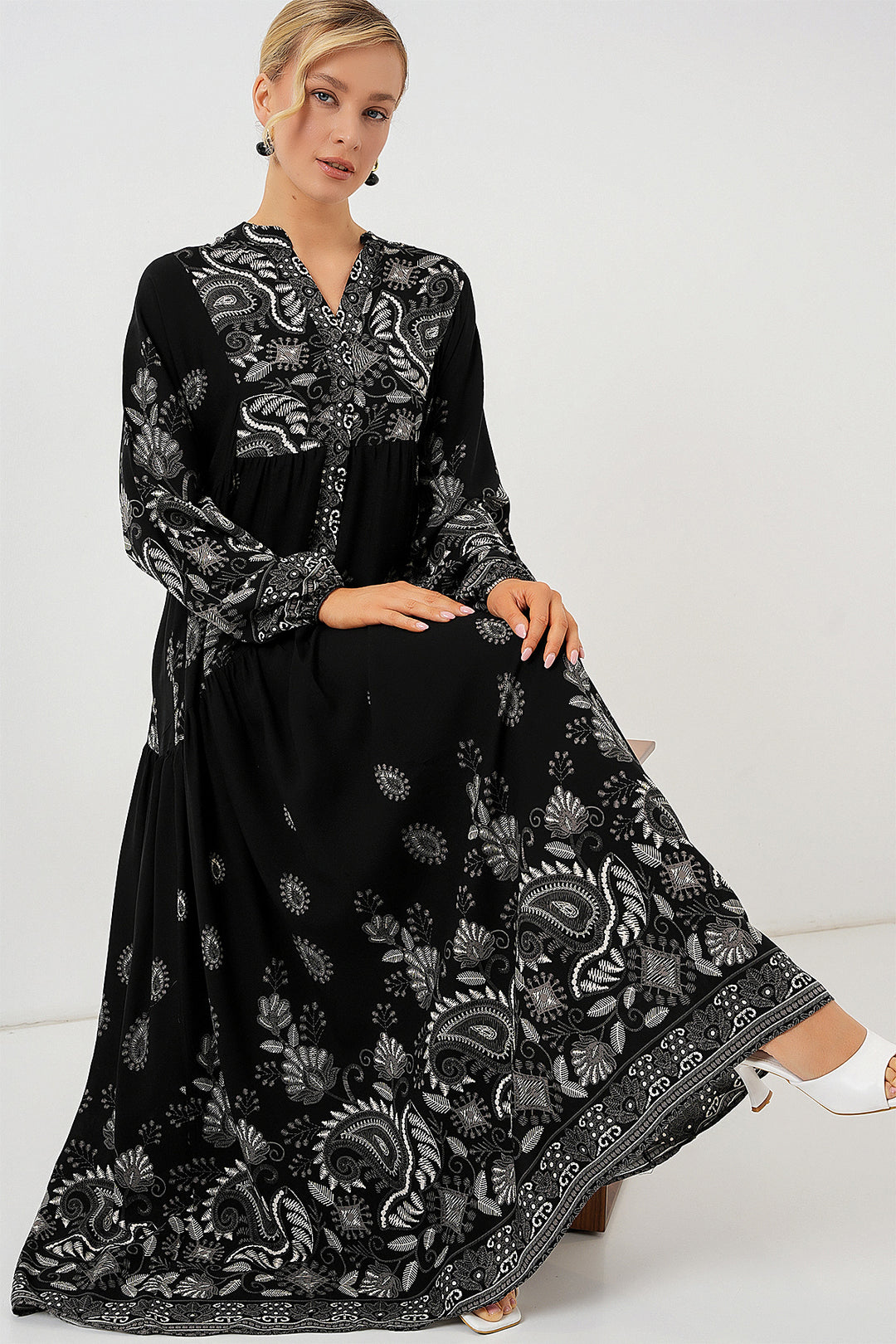 Bigdart Robe de Modestie à Motif Authentique 2423 - Noir - Noir - Noir - Blanc 1
