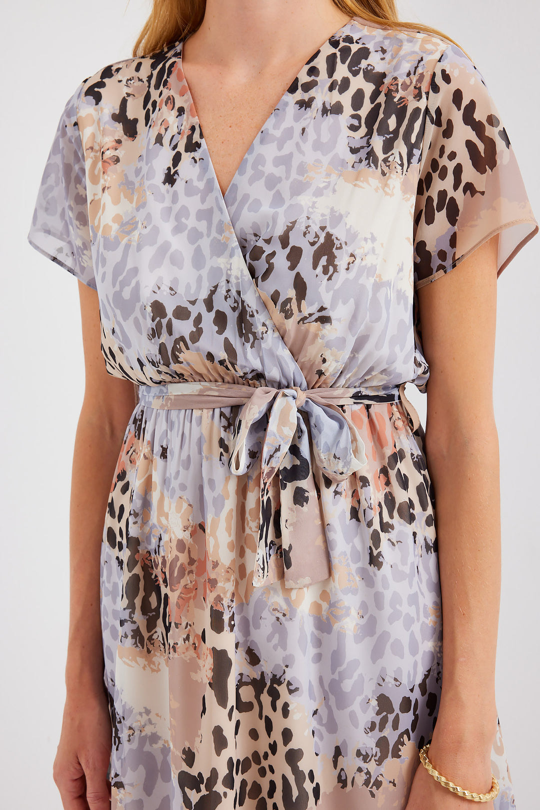 Bigdart Robe en chiffon à motifs à manches courtes 2502 - Gris
