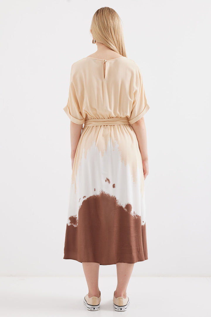 Bigdart 2504 Robe en viscose à manches courtes à motifs - Crème