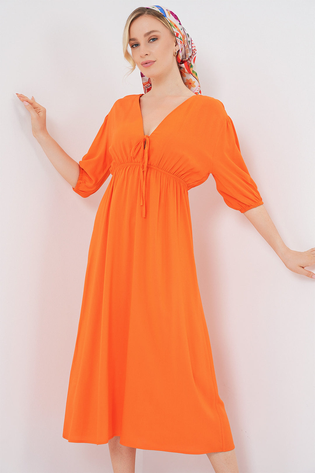Bigdart Robe à décolleté en V avec taille froncée 2570 - Orange