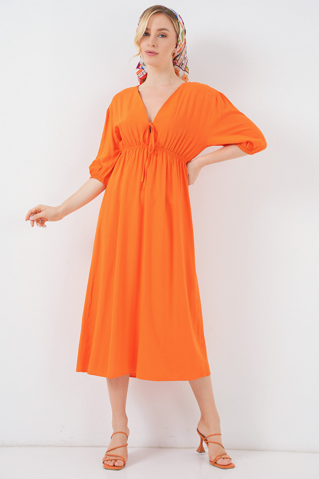 Bigdart Robe à décolleté en V avec taille froncée 2570 - Orange