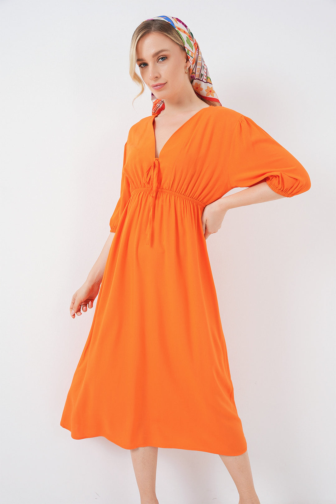 Bigdart Robe à décolleté en V avec taille froncée 2570 - Orange