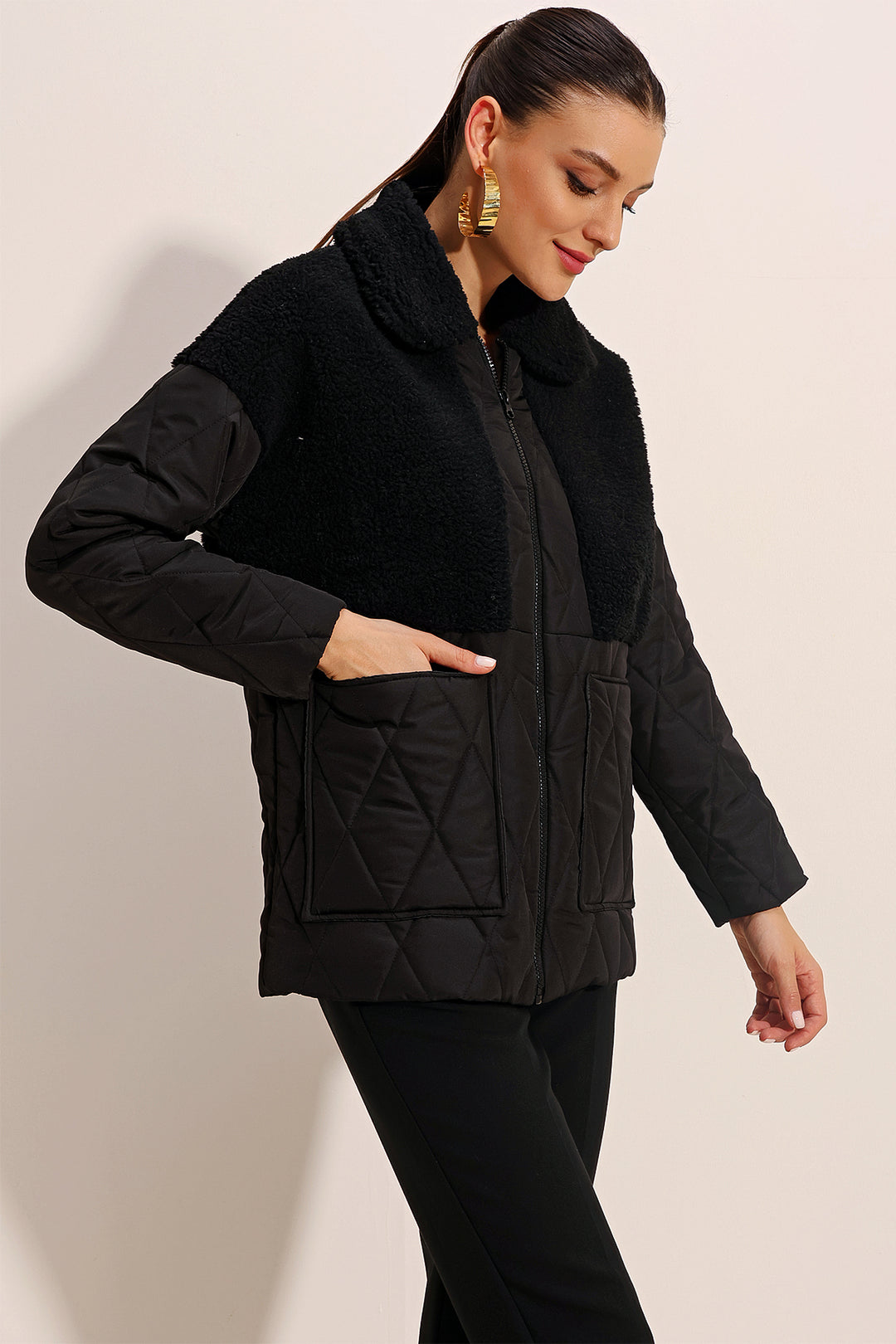 Bigdart 5182 Manteau gonflant oversize avec détails en peluche - Noir