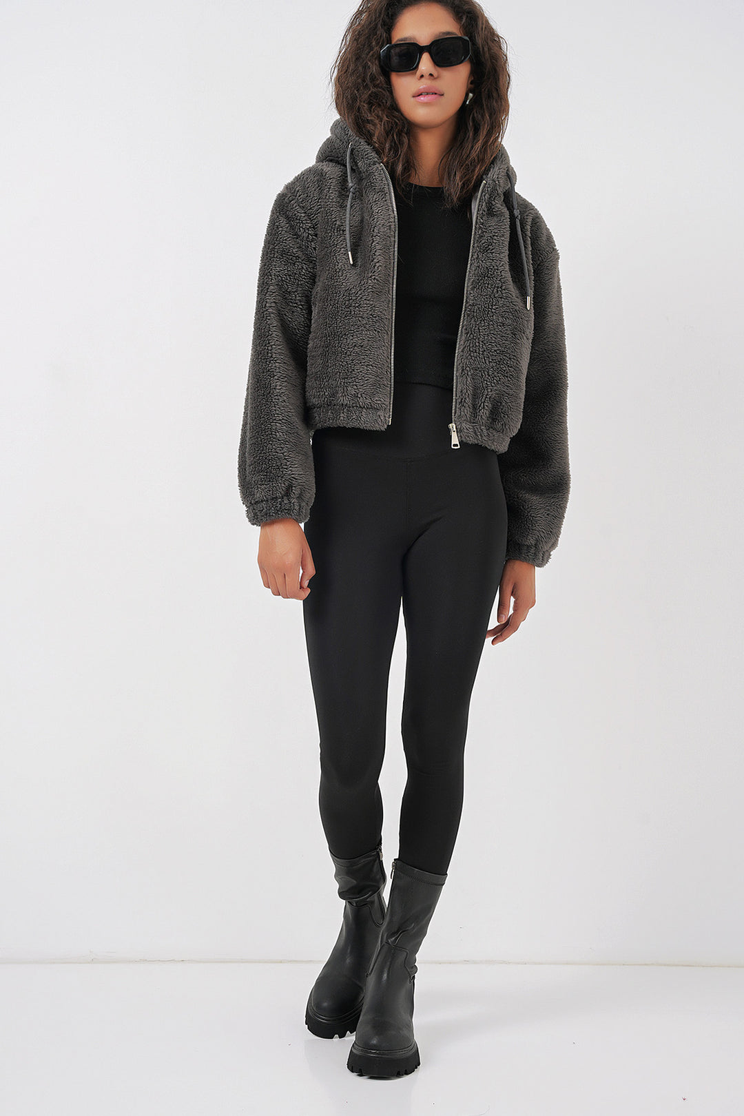 Bigdart 5193 Veste crop en peluche à capuche - Anthracite