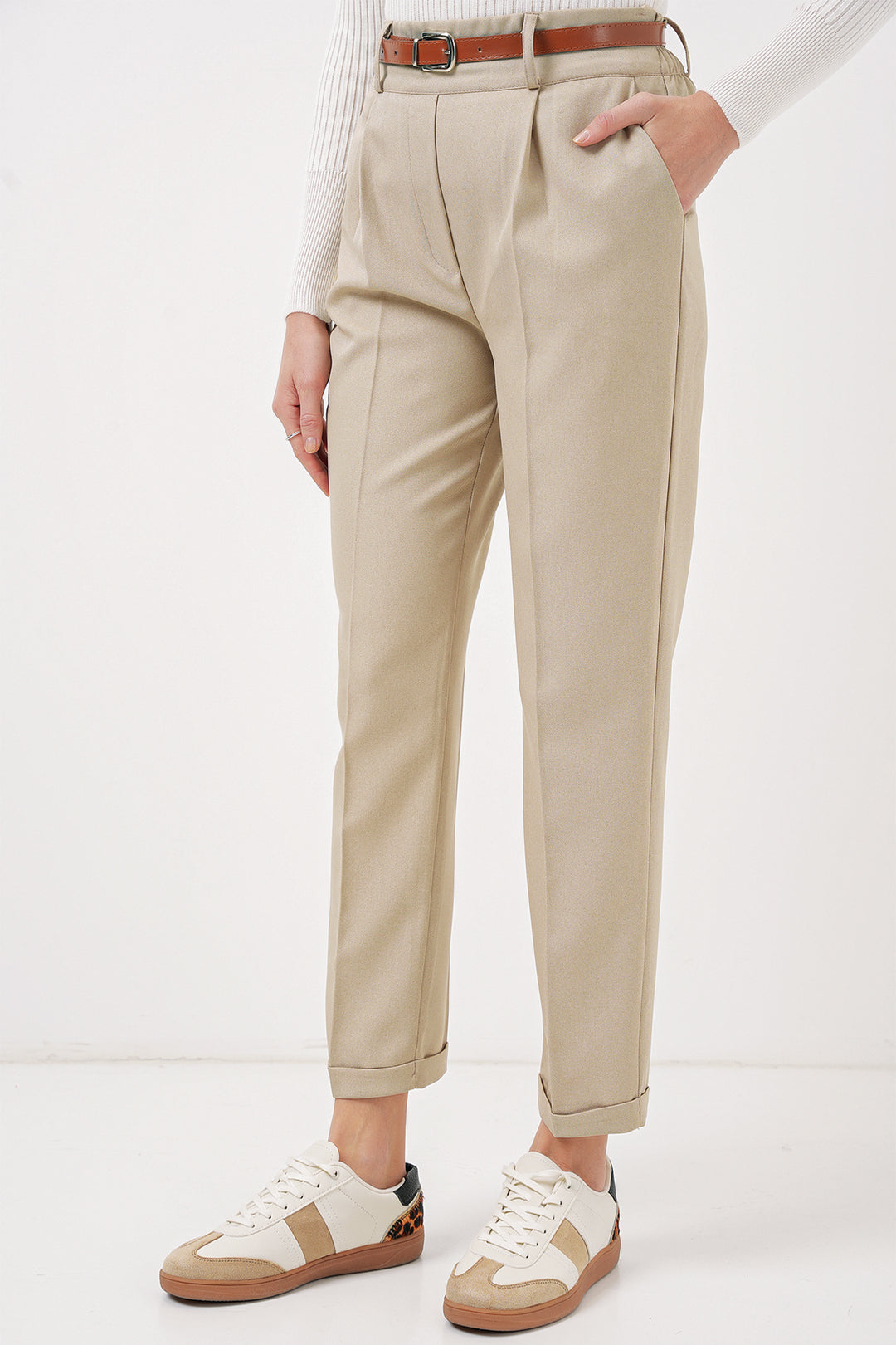 Bigdart 6686 Pantalon en tissu plissé avec ceinture pour femme - Crème