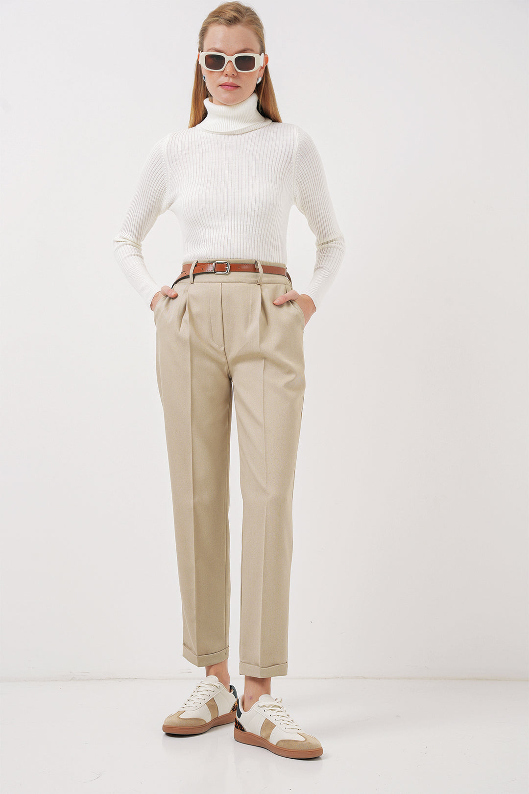 Bigdart 6686 Pantalon en tissu plissé avec ceinture pour femme - Crème