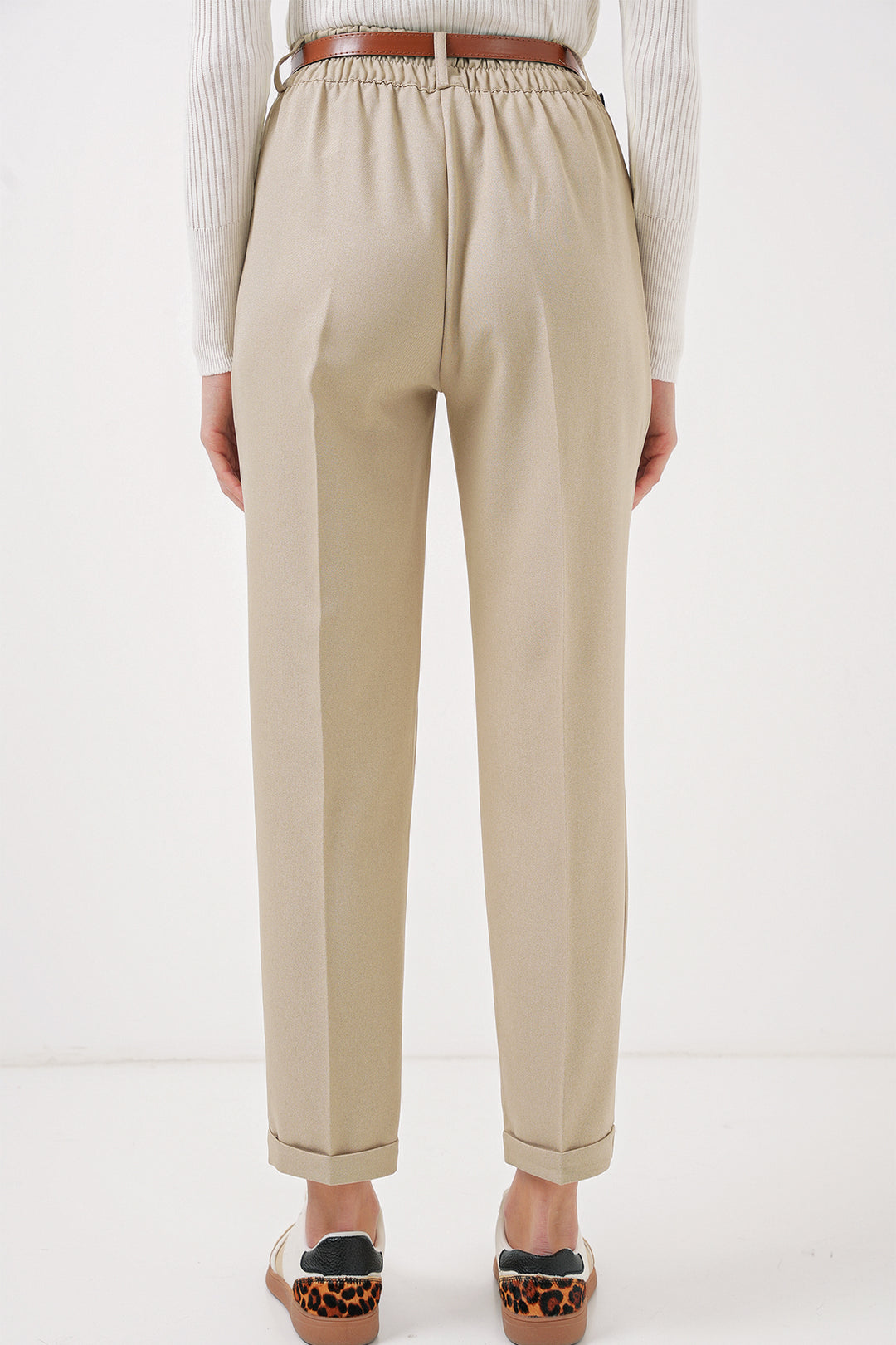 Bigdart 6686 Pantalon en tissu plissé avec ceinture pour femme - Crème
