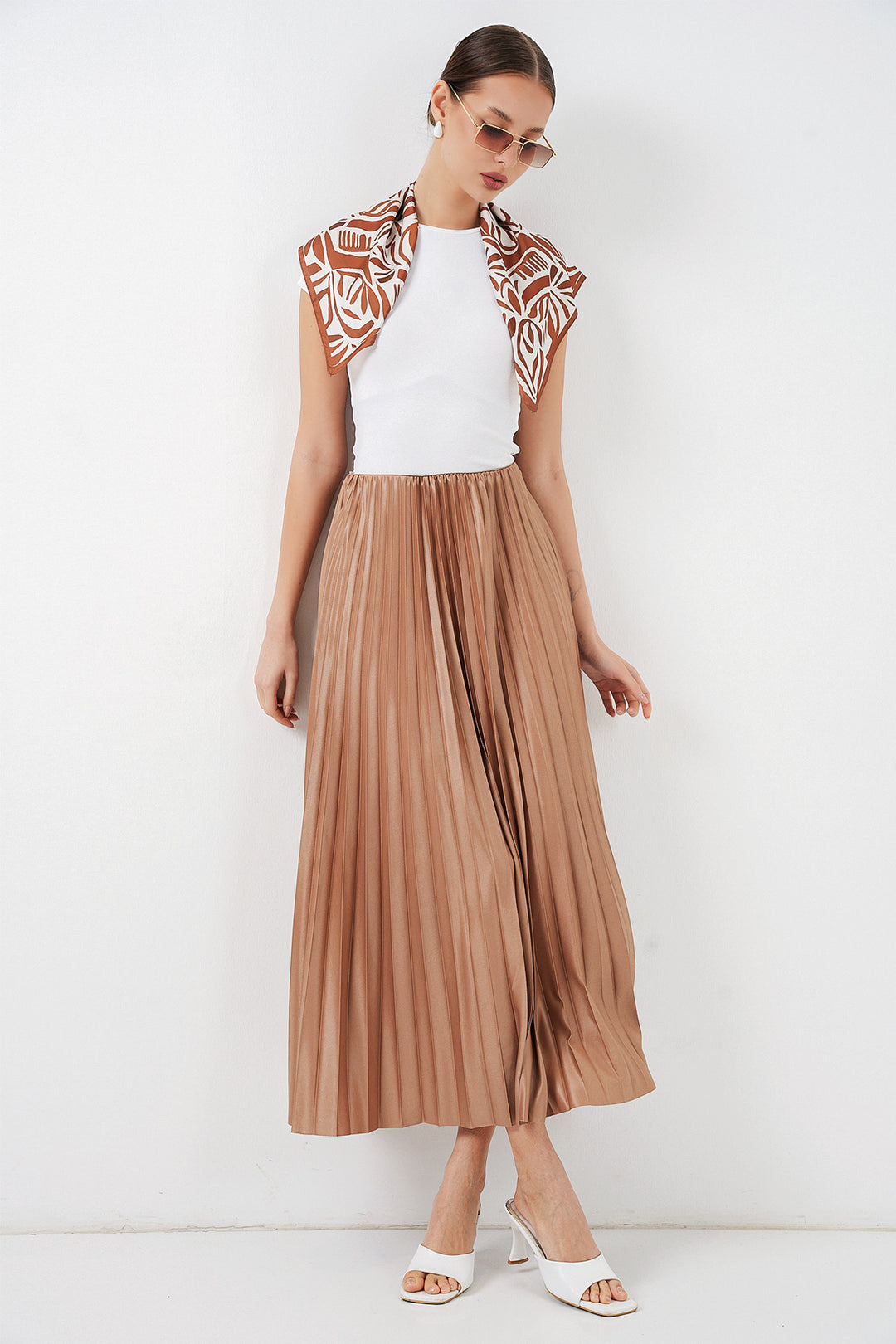 Bigdart Jupe plissée en simili cuir 8009 - Camel