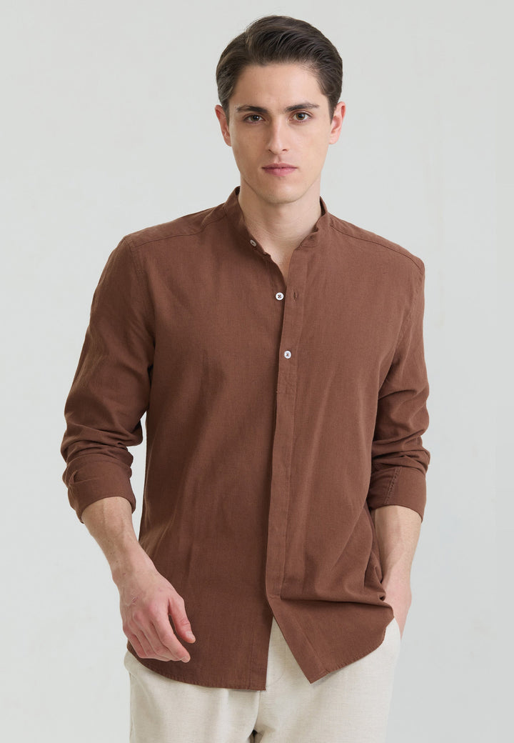 Felix Hardy Chemise à col mao en lin mélangé pour homme - Marron