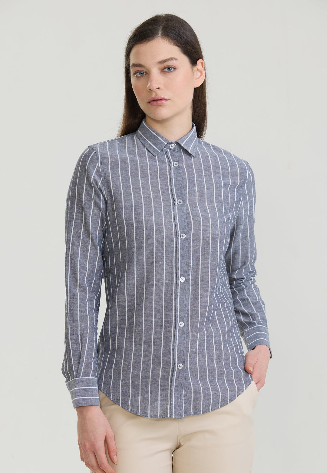 Felix Hardy Femme Chemise en Lin Rayée Mélangée - Bleu marine