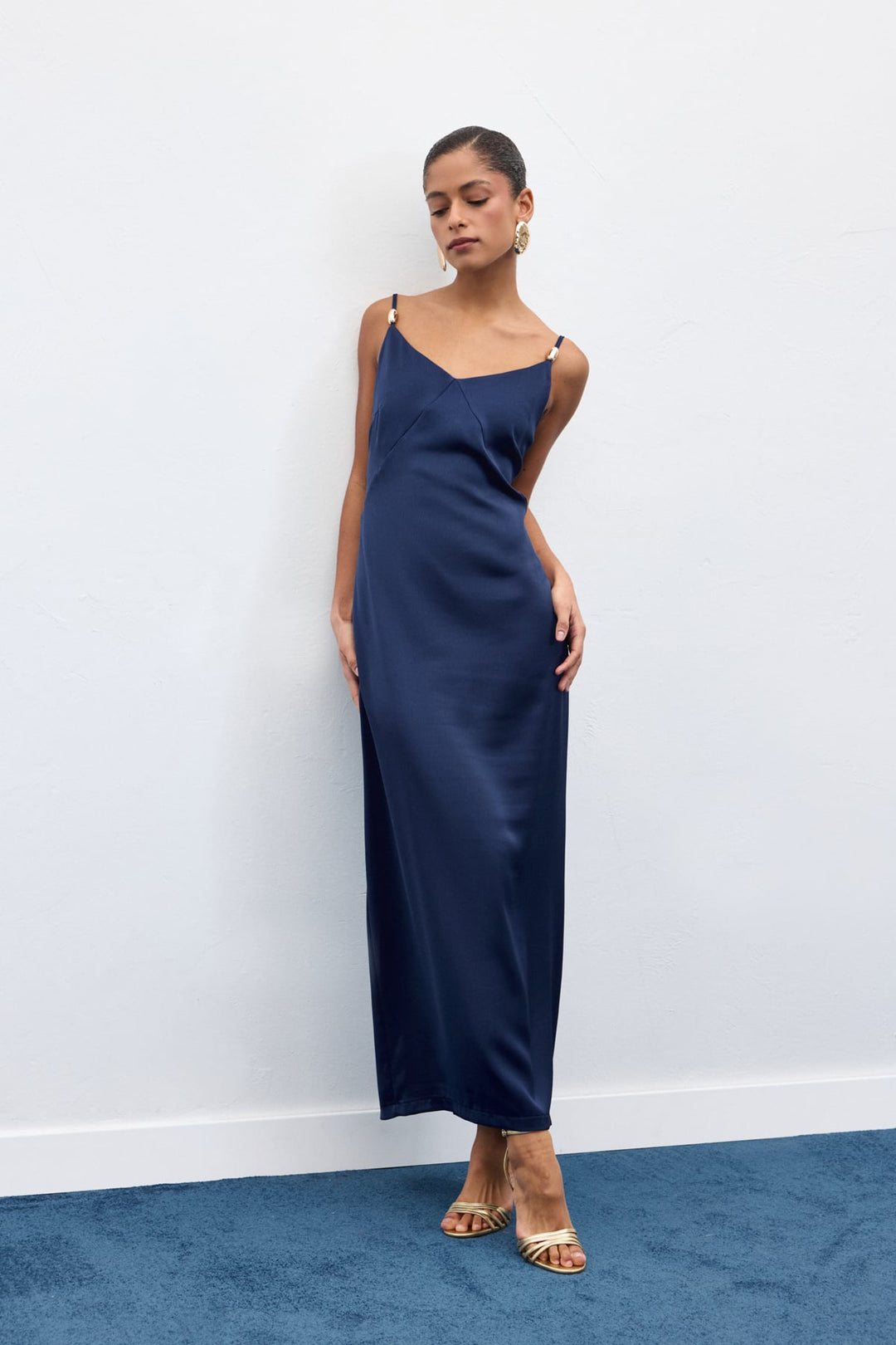 Sateen Robe Satinée à Bretelles avec Détails Accessoires - Bleu marine