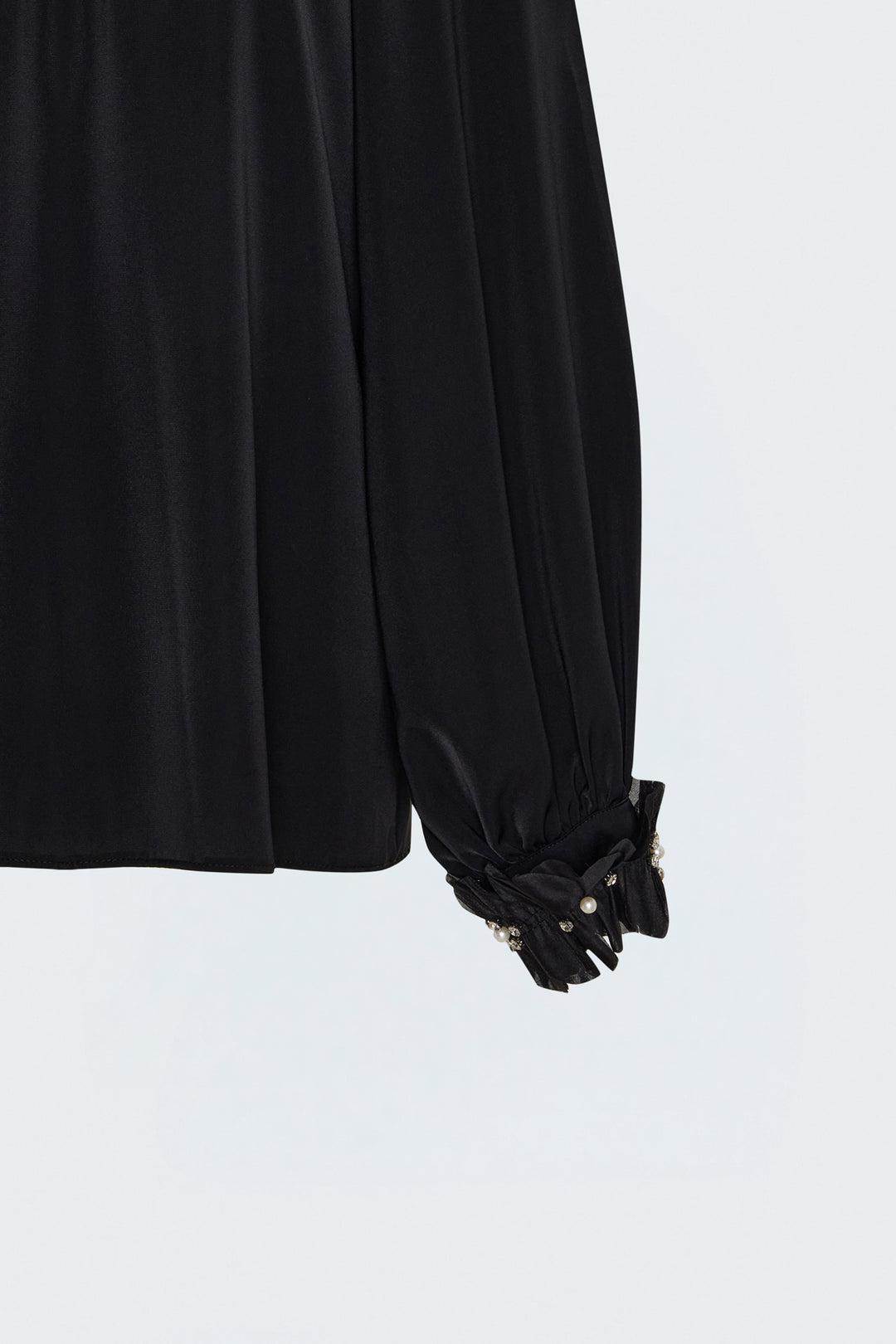 Sateen Blouse avec détail d'accessoire - Noir