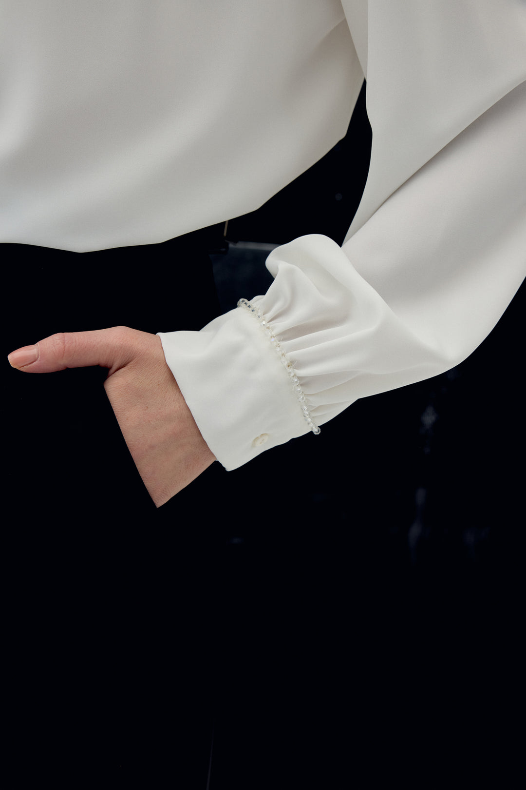 Sateen Blouse avec Foulard Détail - Écru