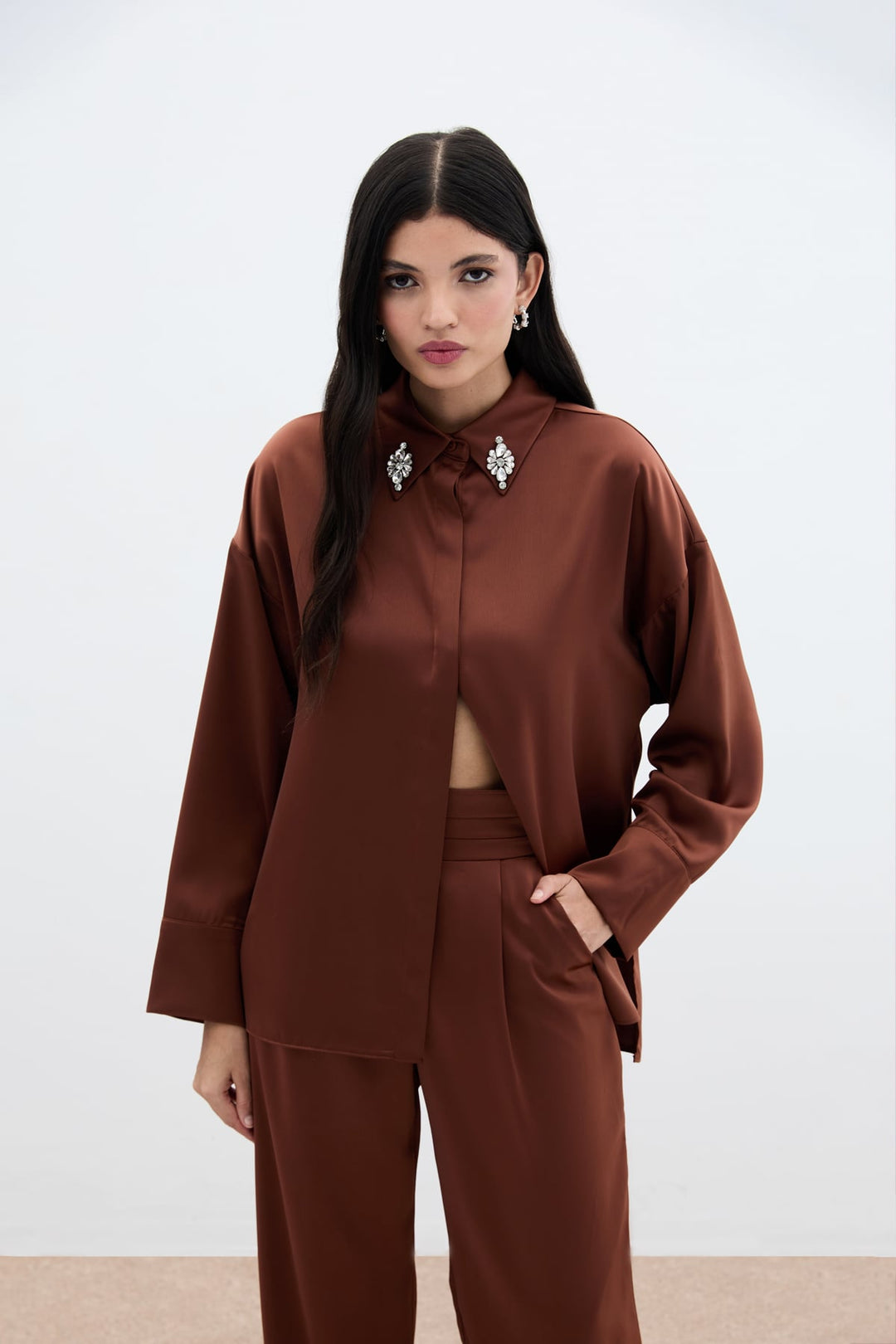 Sateen Chemise avec Détails Accessoires - Marron