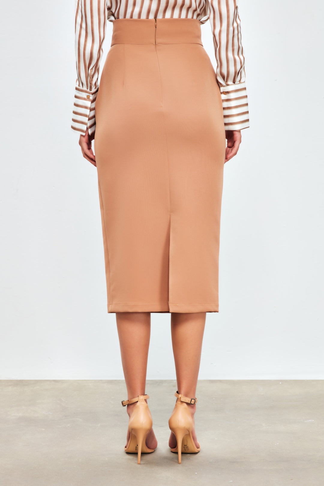 Sateen Jupe crayon avec détails d'accessoire - camel