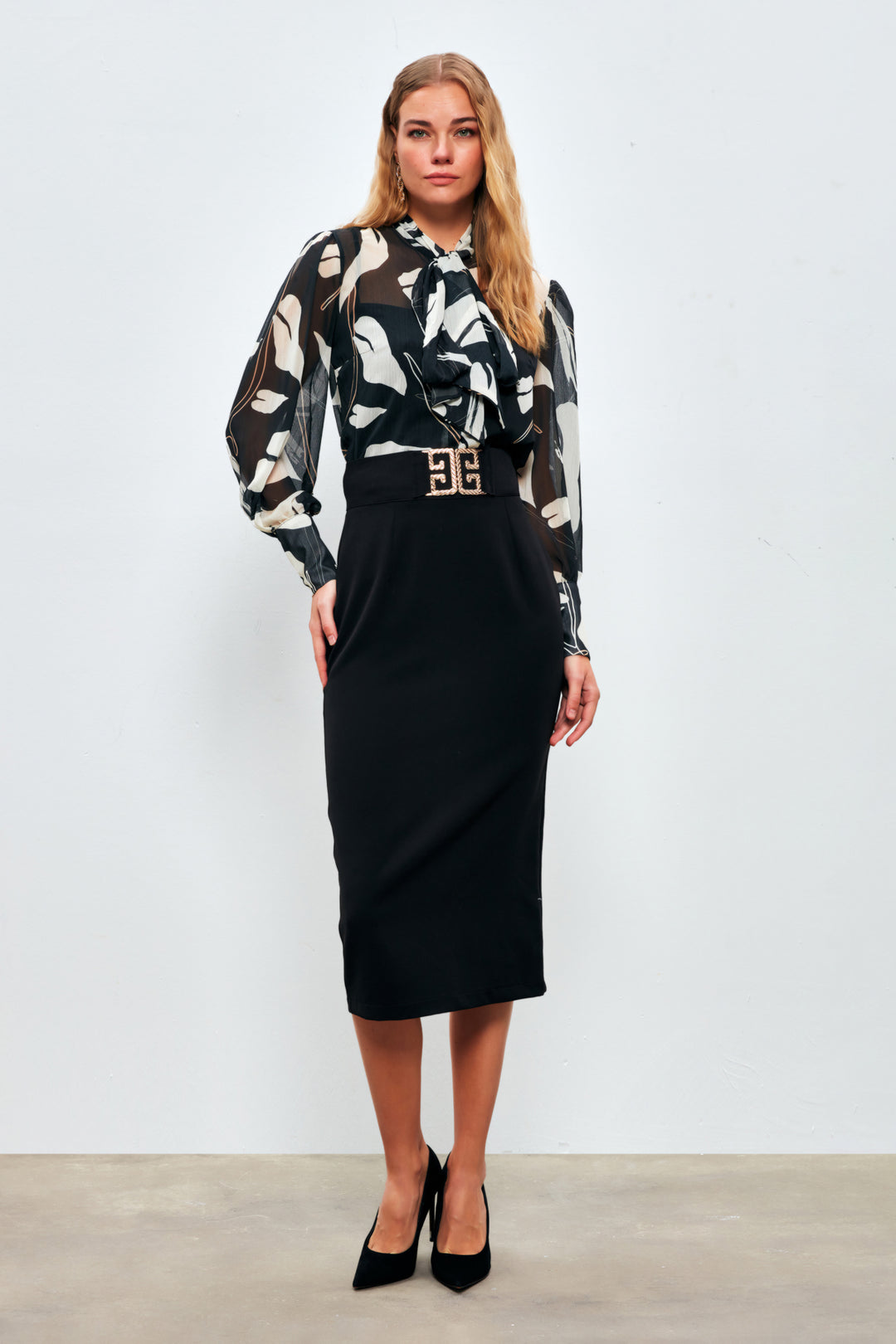 Sateen Jupe crayon avec détails d'accessoires - Noir