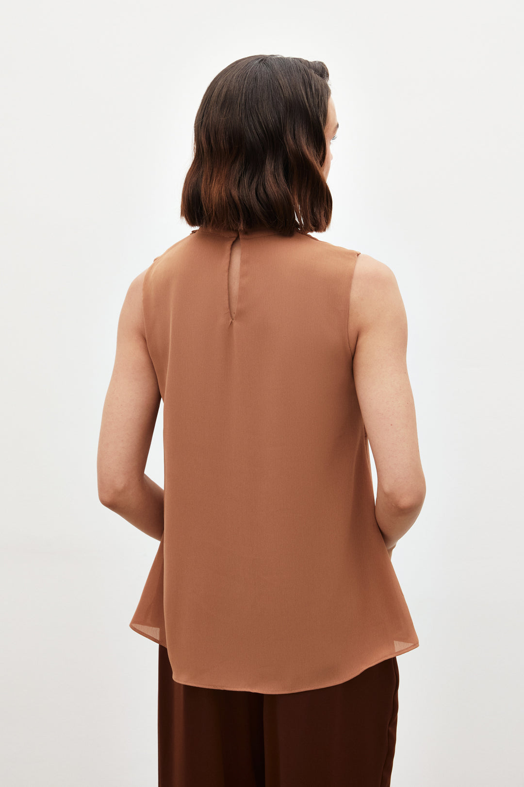 Sateen Blouse Volante avec Détails Accessoires - Marron