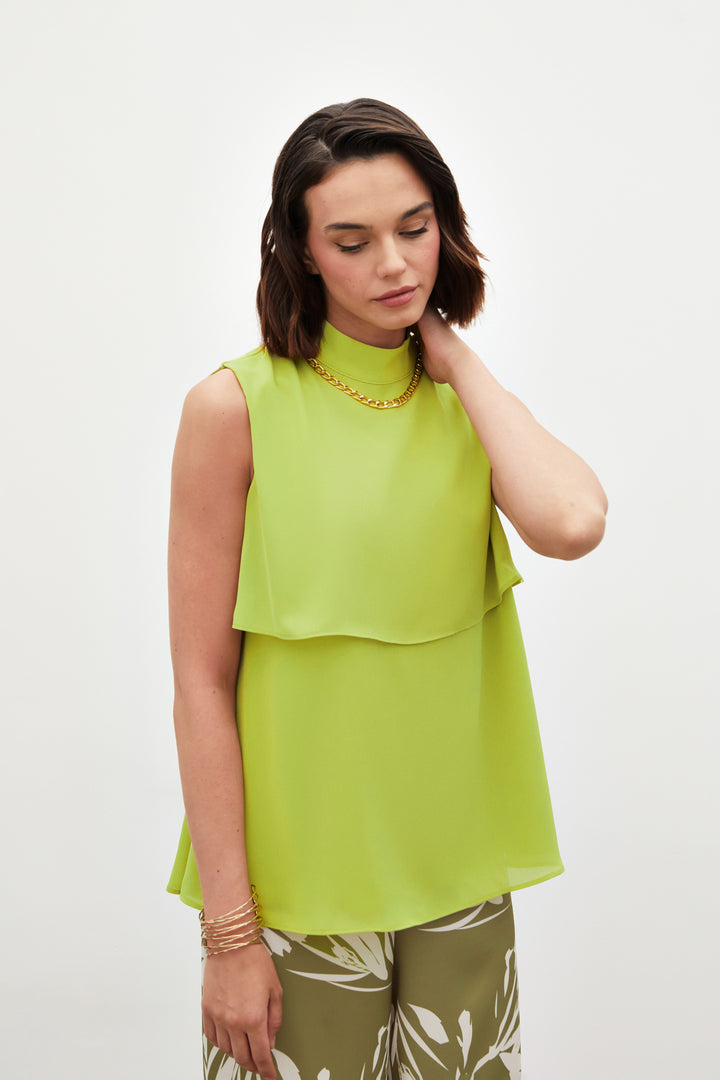 Sateen Blouse volantée avec détails d'accessoires - yag Vert