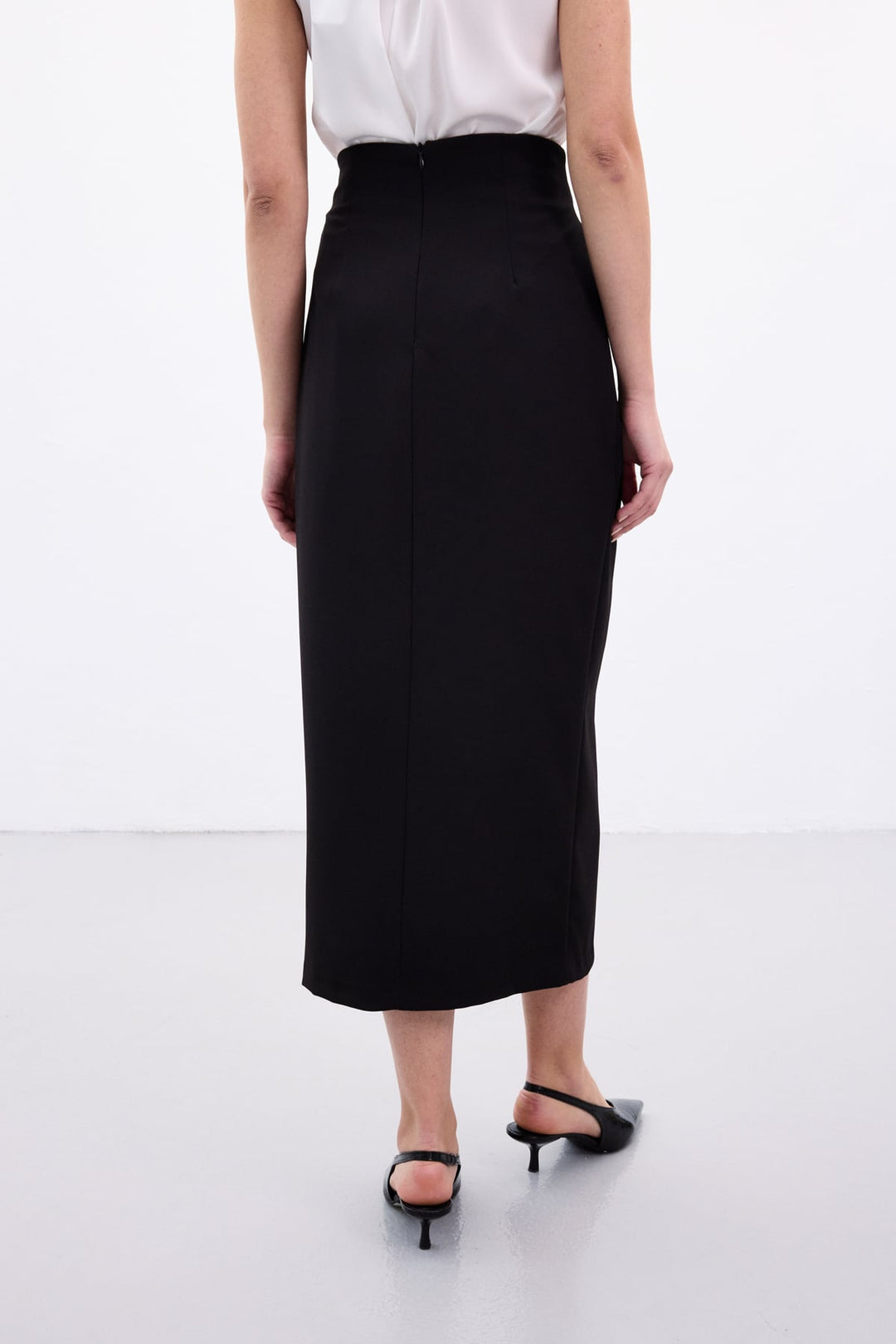 Sateen Jupe Fendue avec Ceinture Accessoire - Noir
