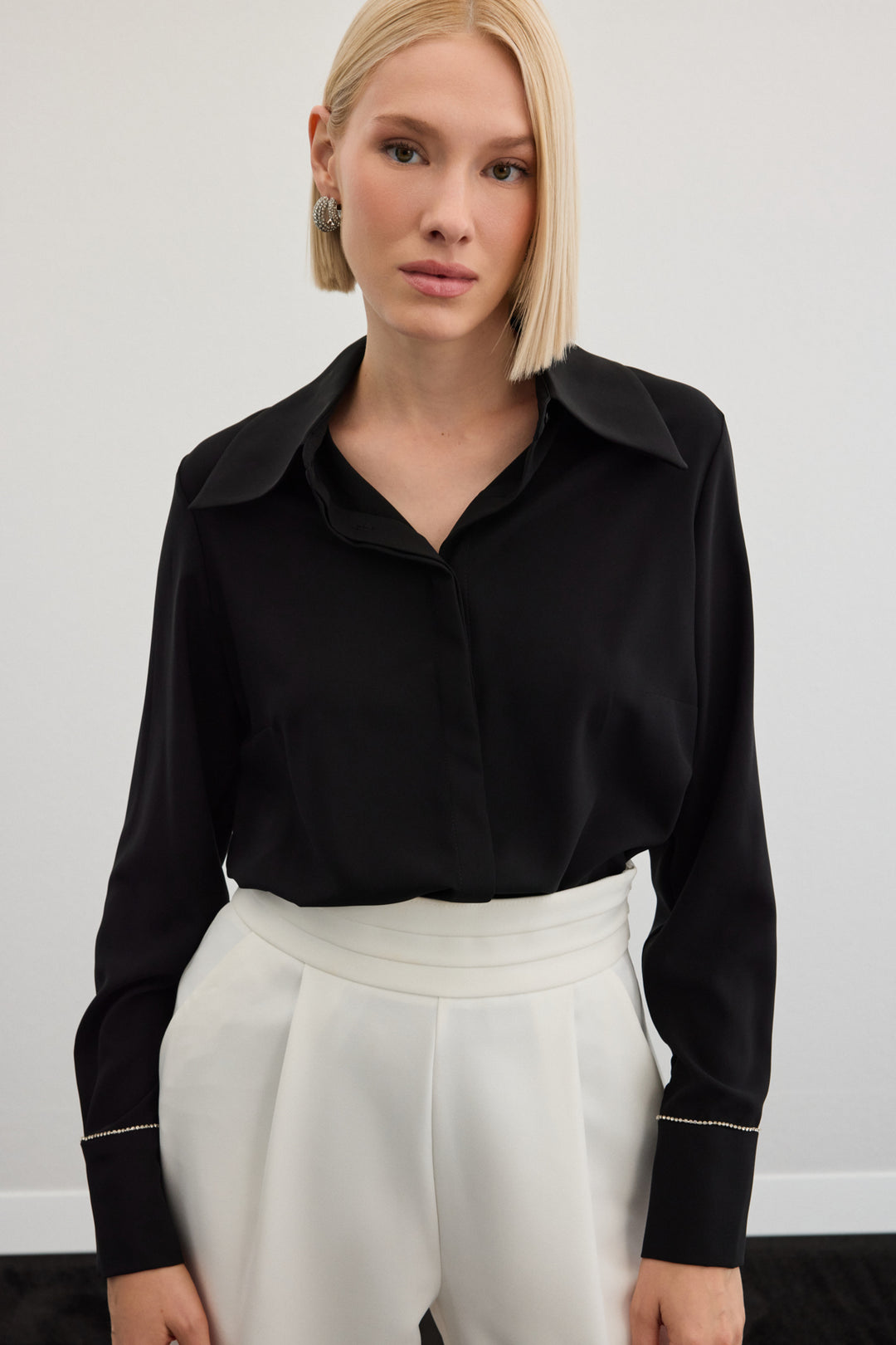 Sateen Chemise classique avec accessoires - Noir