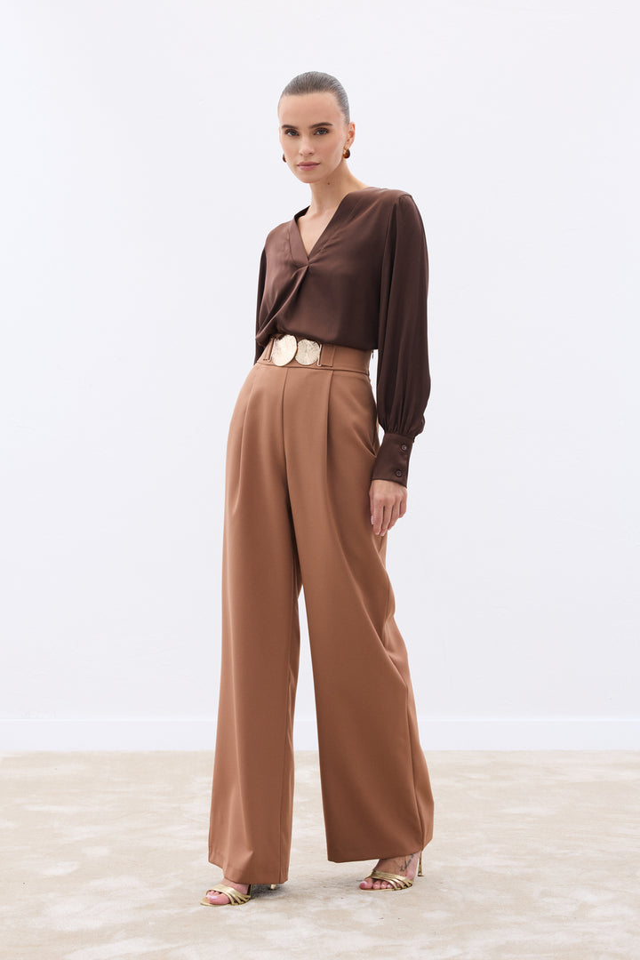 Sateen Pantalon avec accessoires - camel