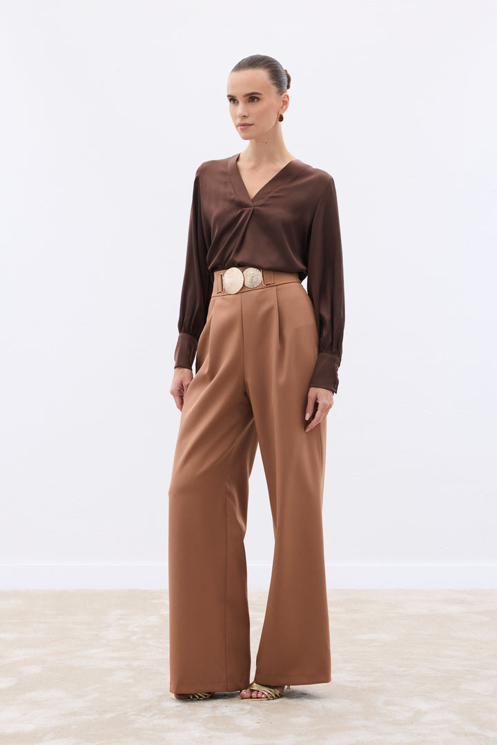 Sateen Pantalon avec accessoires - camel