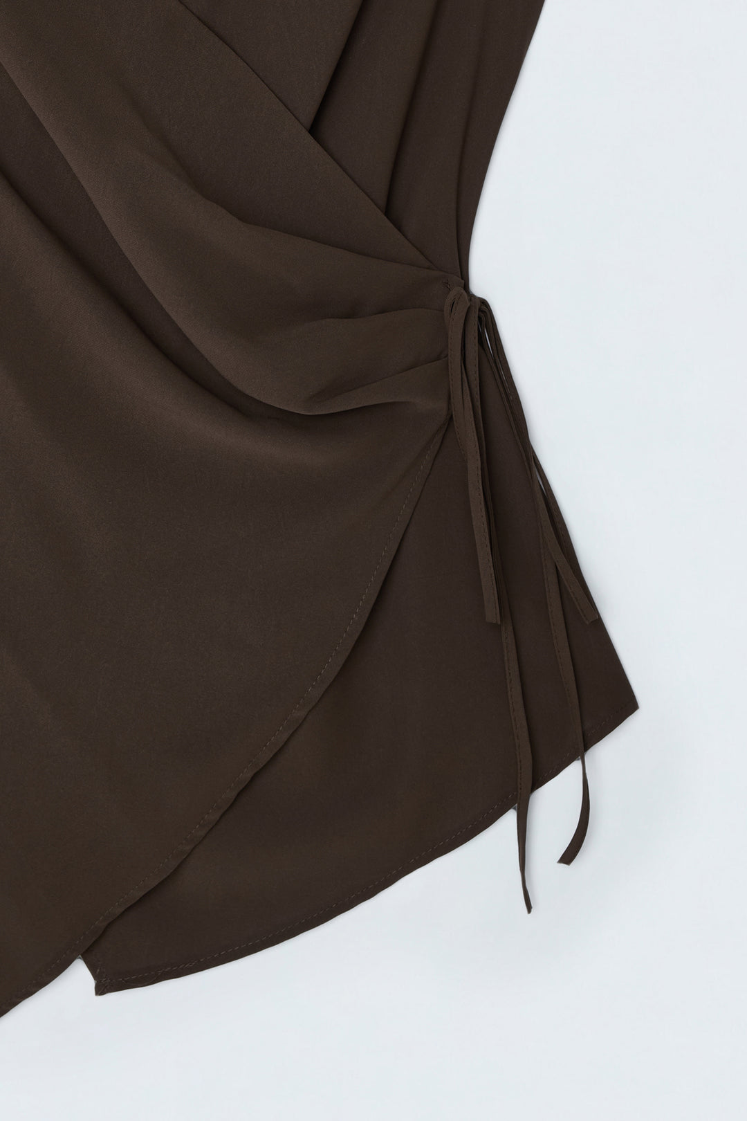 Sateen Blouse croisée à bretelles - Marron