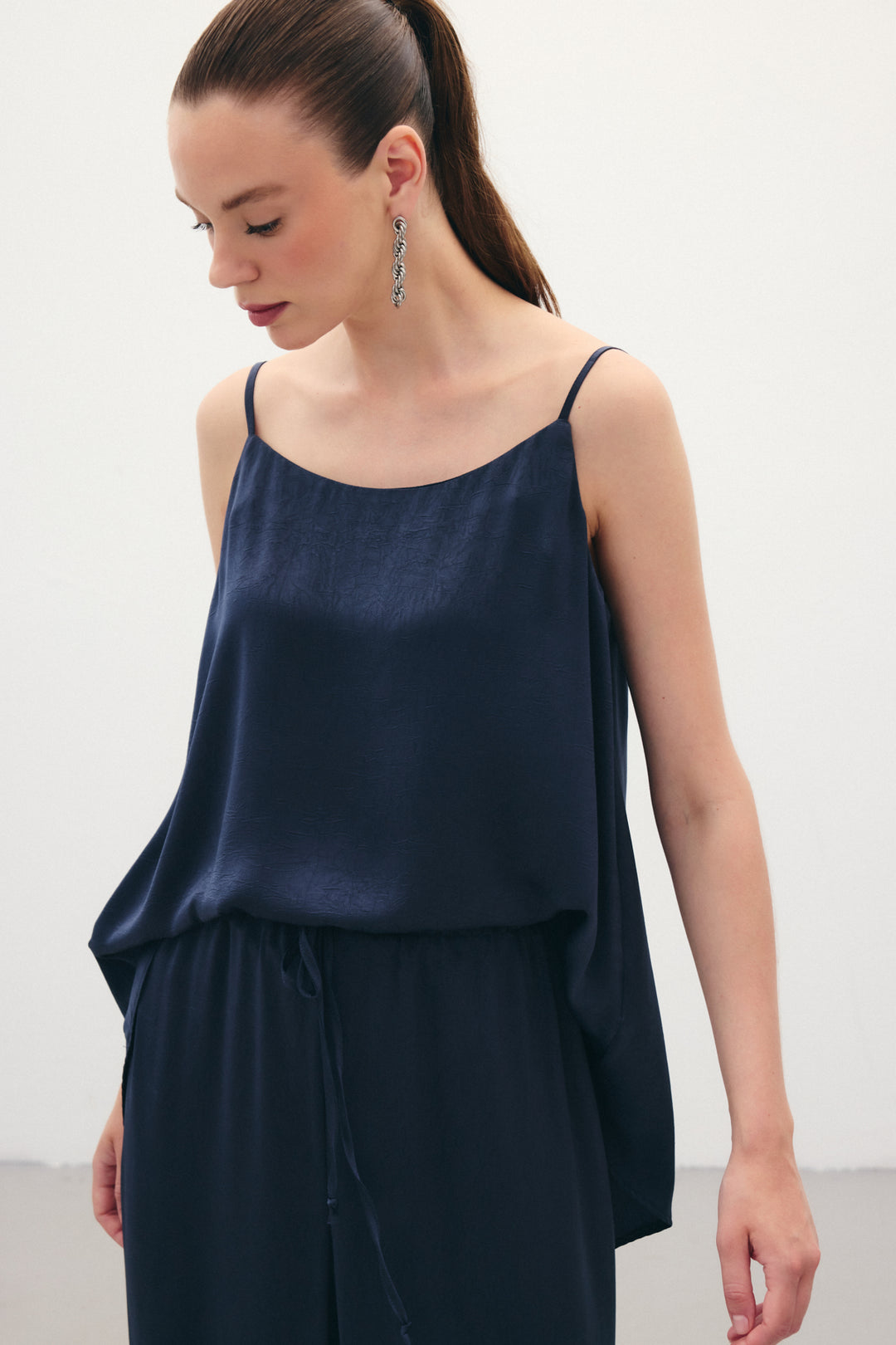 Sateen Débardeur Satiné à Bretelles - Bleu marine