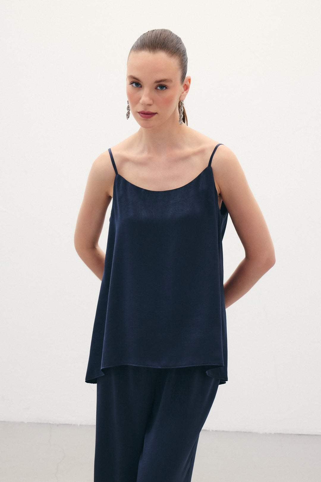 Sateen Débardeur Satiné à Bretelles - Bleu marine