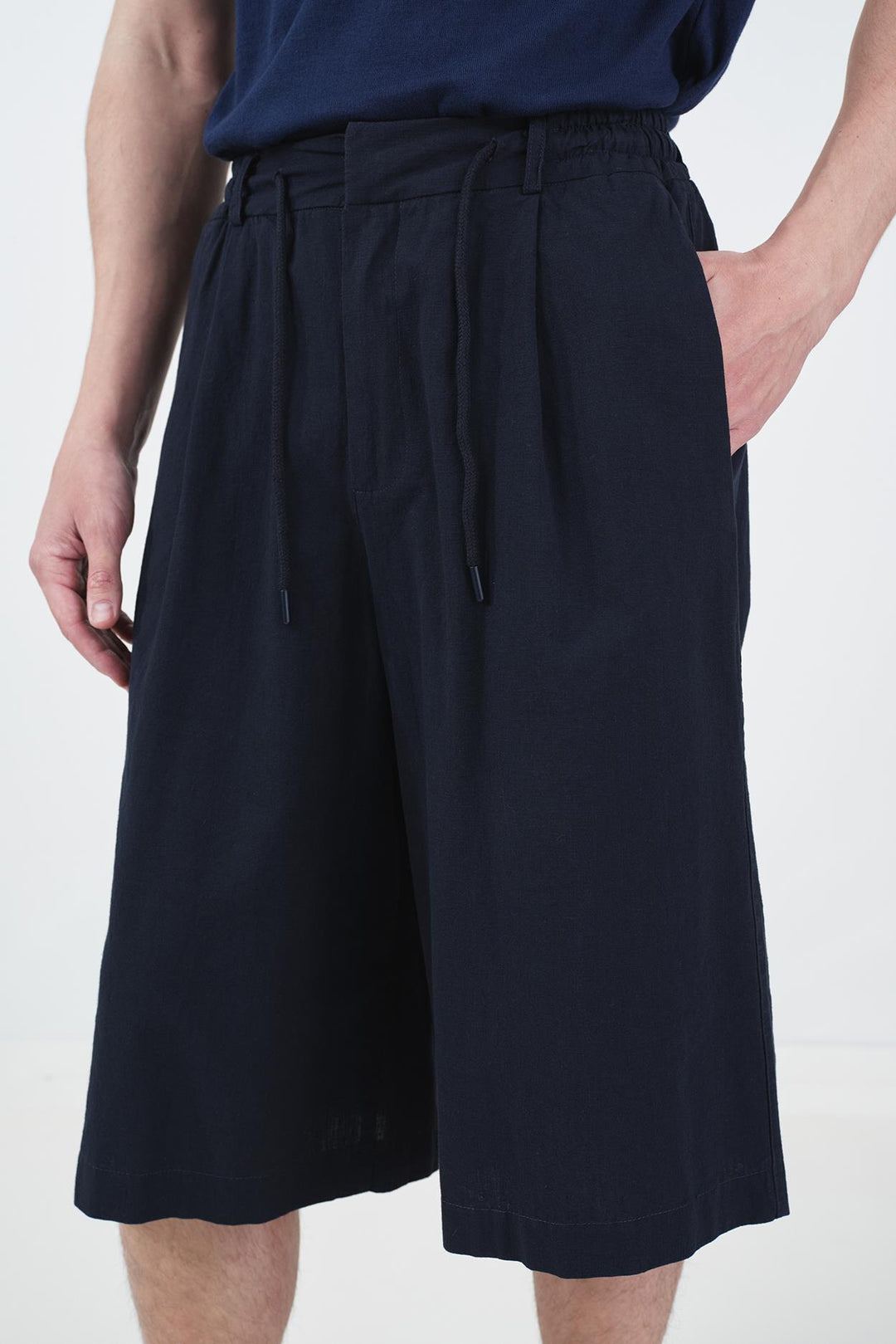 Giesto Short en lin bleu marine à lacets - Bleu marine