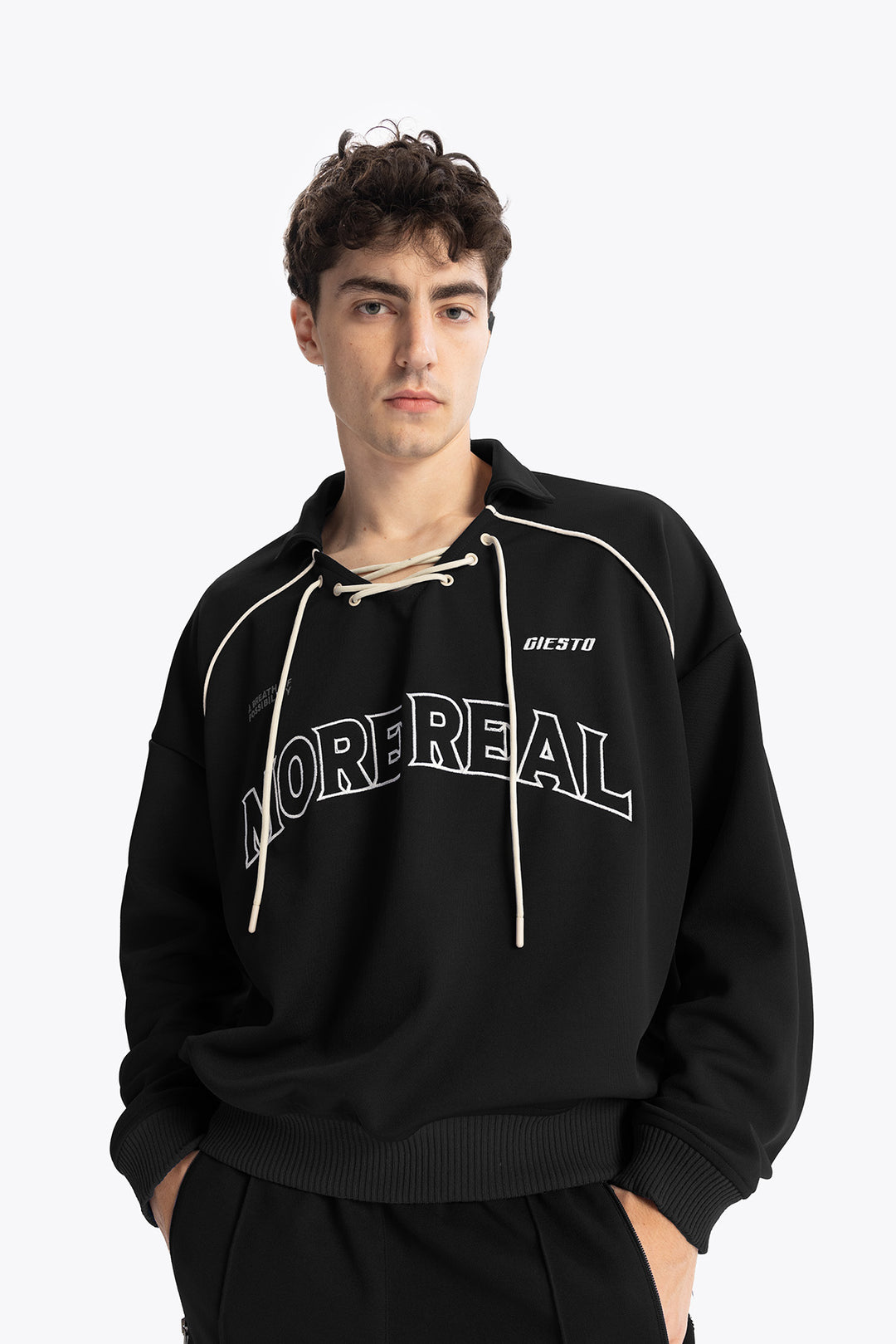 Giesto Sweatshirt à Lacets - Noir